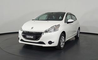 Peugeot • 208