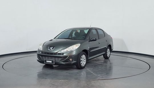 Peugeot 207 1.4 COMPACT ALLURE MT-2013