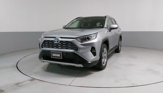 Toyota • RAV4