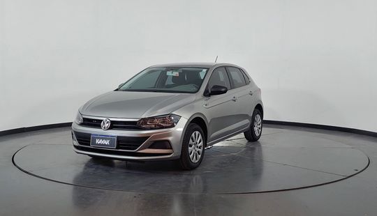 Volkswagen • Polo