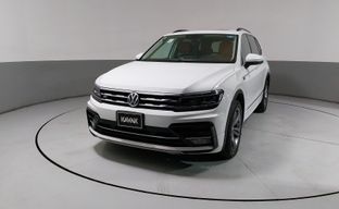 Volkswagen • Tiguan