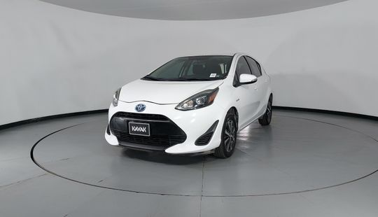 Toyota • Prius C