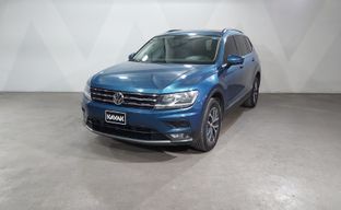 Volkswagen • Tiguan