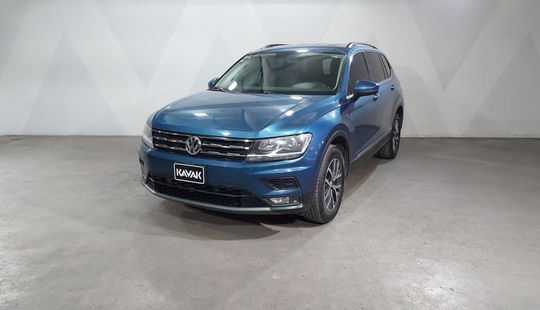 Volkswagen • Tiguan