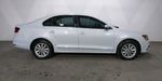 Volkswagen Jetta 2.5 COMFORTLINE TIP. BOLSAS AIRE DEL. Sedan 2017