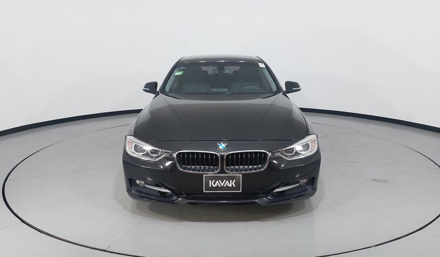 Bmw Serie 3 2.0 320IA SPORT LINE Sedan 2013