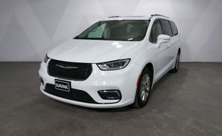 Chrysler • Pacifica