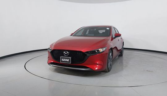 Mazda • Mazda 3