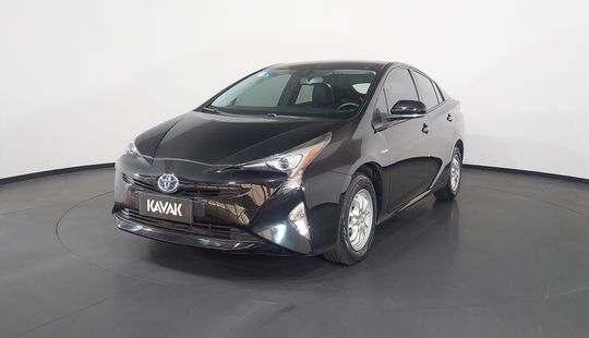 Toyota • Prius