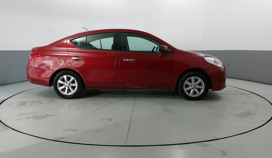 Nissan Versa 1.6 ADVANCE TA AC Sedan 2014