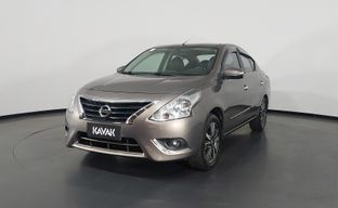 Nissan • Versa