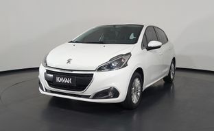 Peugeot • 208