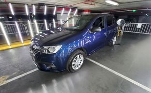 Renault • Sandero