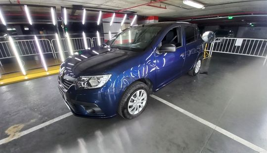 Renault • Sandero