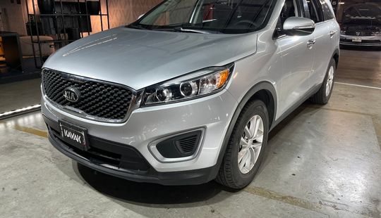 Kia • Sorento