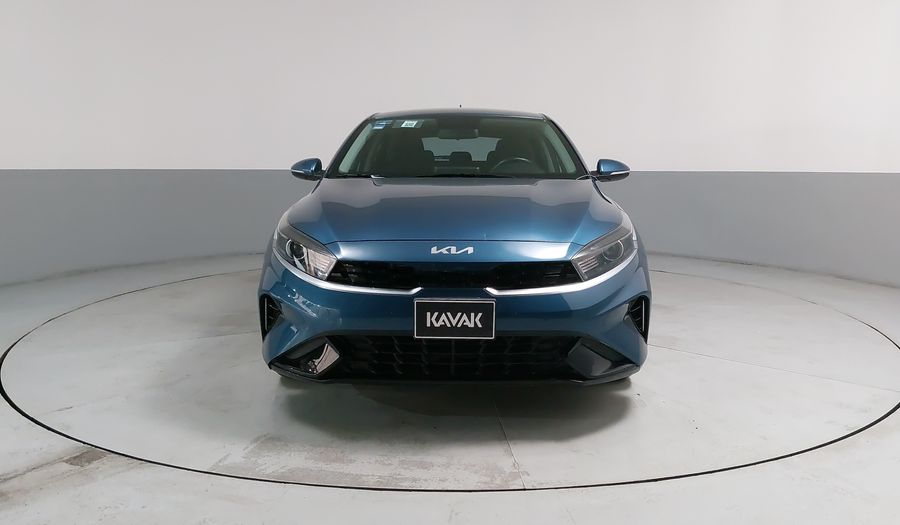 Kia Forte 2.0 EX IVT Hatchback 2022