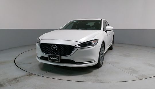 Mazda • Mazda 6