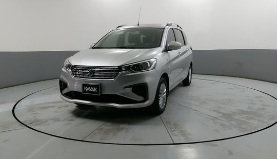 Suzuki • Ertiga