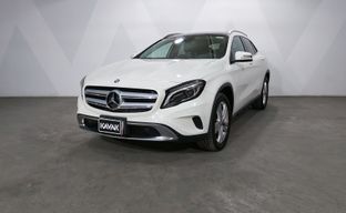 Mercedes Benz • Clase GLA