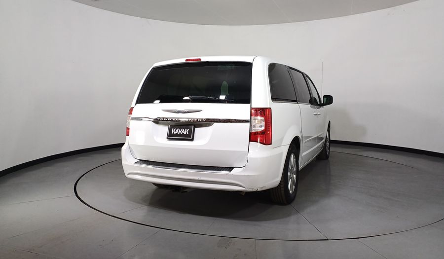 Chrysler Town & Country 3.6 LI Minivan 2016