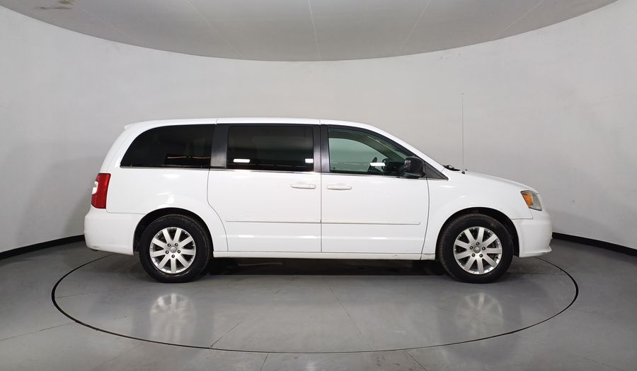 Chrysler Town & Country 3.6 LI Minivan 2016