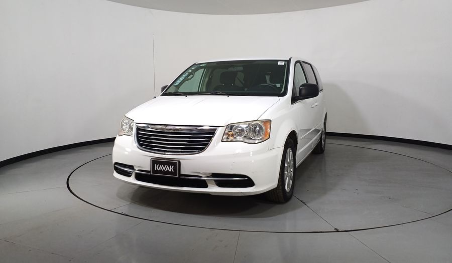 Chrysler Town & Country 3.6 LI Minivan 2016