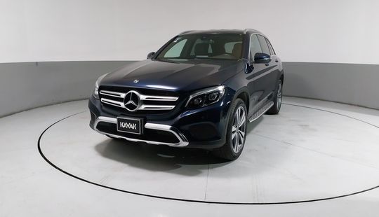 Mercedes Benz • Clase GLC