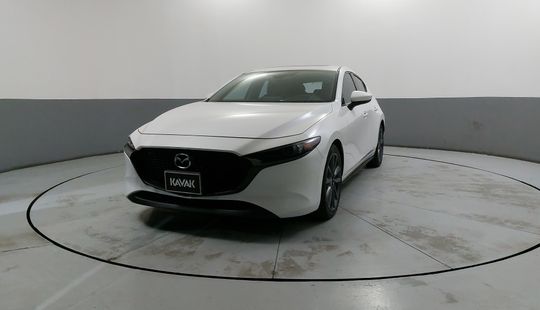 Mazda • Mazda 3