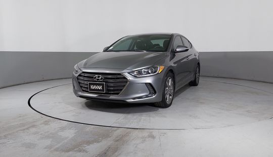 Hyundai • Elantra