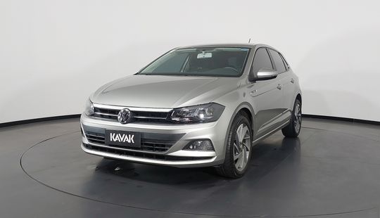 Volkswagen • Polo