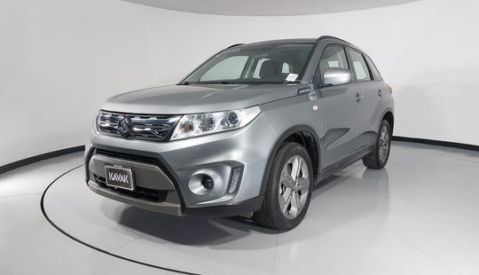 Suzuki • Vitara