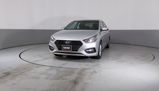 Hyundai • Accent