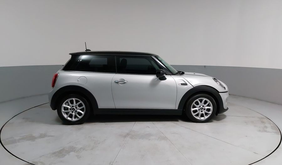 Mini Cooper 1.5 COOPER CHILI DCT Hatchback 2021