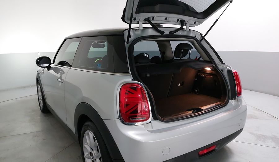 Mini Cooper 1.5 COOPER CHILI DCT Hatchback 2021