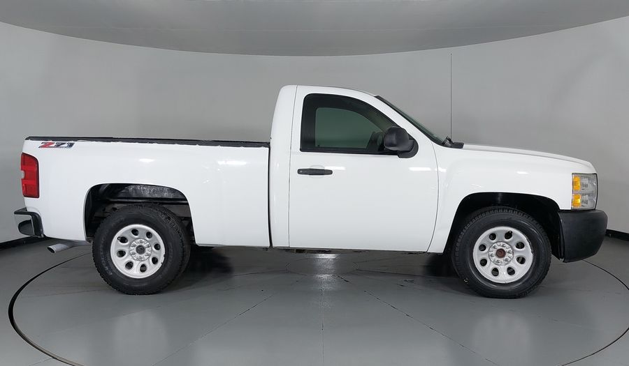 Chevrolet Silverado 1500 4.3 CAB REG D V6 MT Pickup 2012