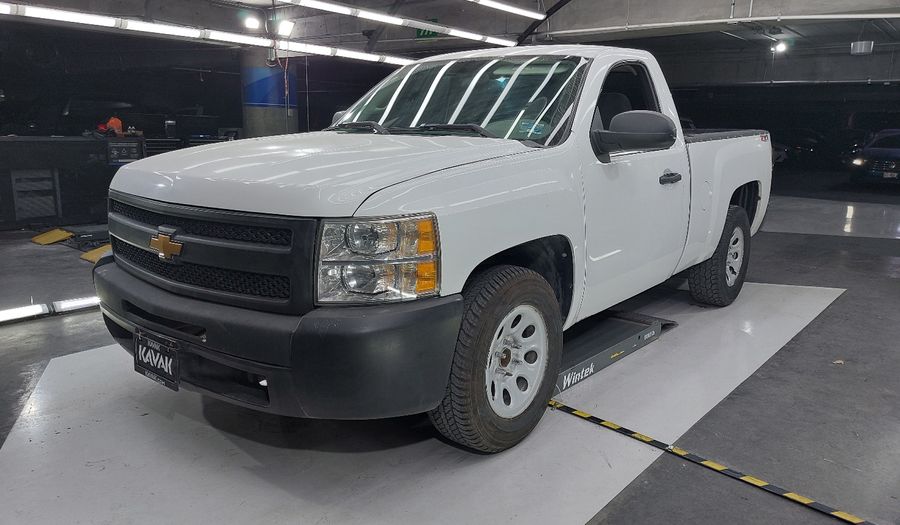 Chevrolet Silverado 1500 4.3 CAB REG D V6 MT Pickup 2012