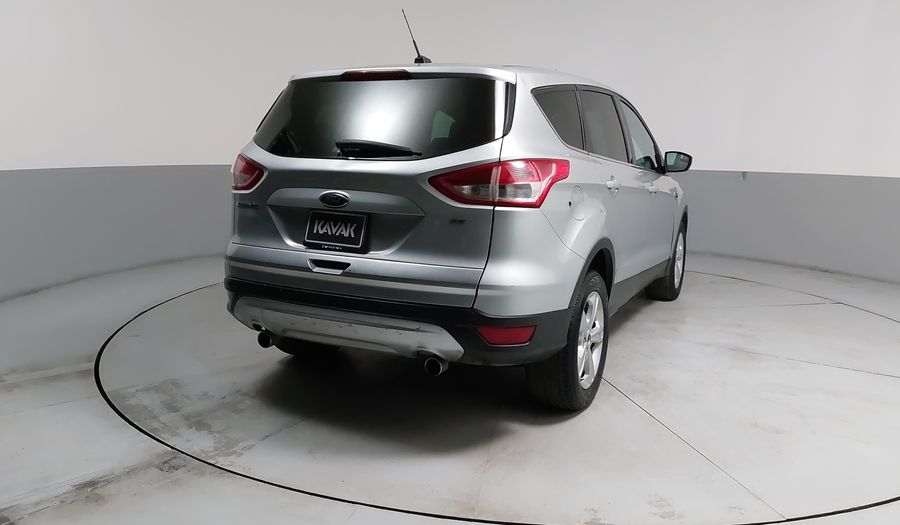 Ford Escape 2.5 SE I4 AT Suv 2013