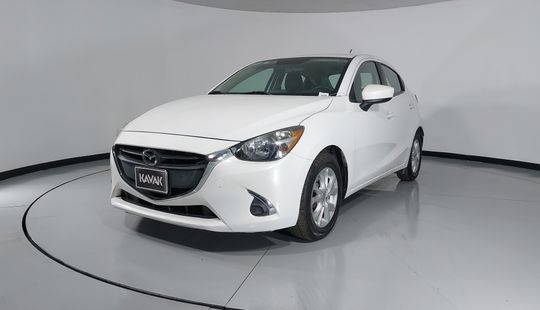 Mazda • Mazda 2