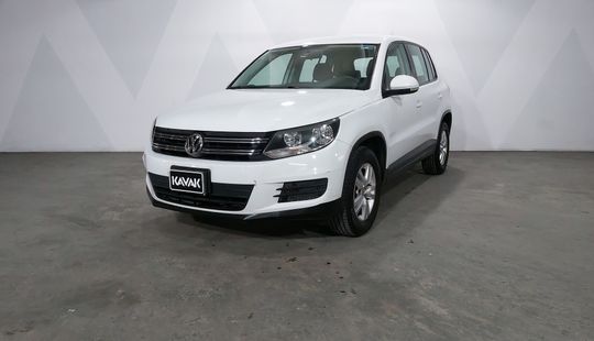 Volkswagen • Tiguan