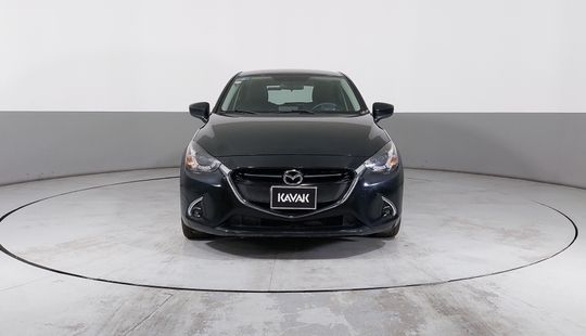 Mazda • Mazda 2