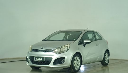 Autos Kia Rio 3 Usados en Chile | Kavak