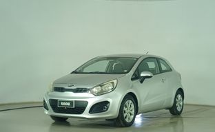 Kia • RIO 3