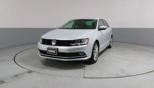 Volkswagen • Jetta