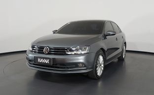 Volkswagen • Jetta