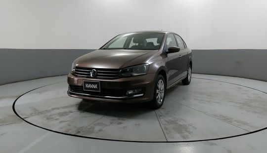 Volkswagen • Vento