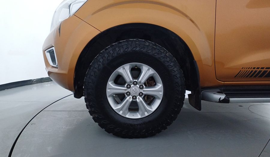 Nissan Np300 2.5 LE TM AC Pickup 2016