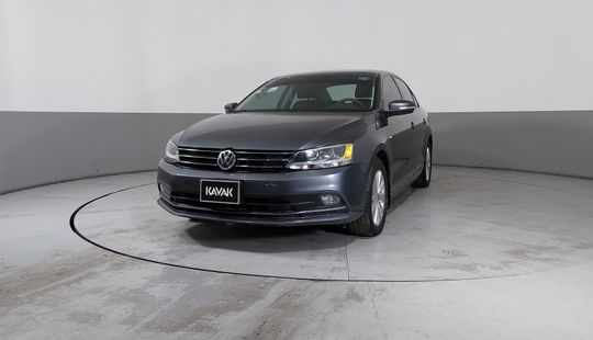 Volkswagen • Jetta