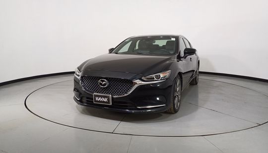 Mazda • Mazda 6