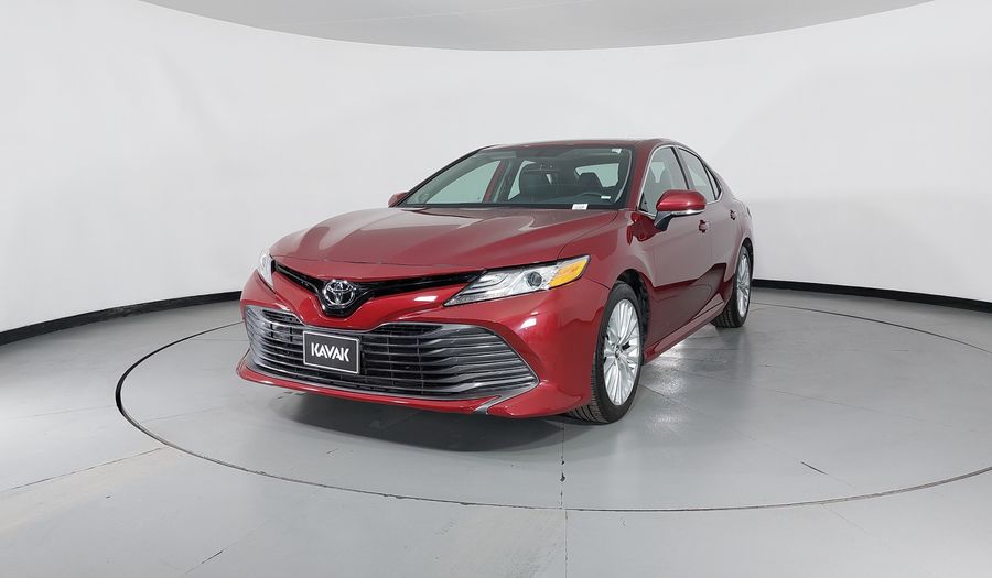 Toyota Camry 2.5 XLE NAVI AUTO Sedan 2019