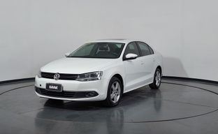 Volkswagen • Vento